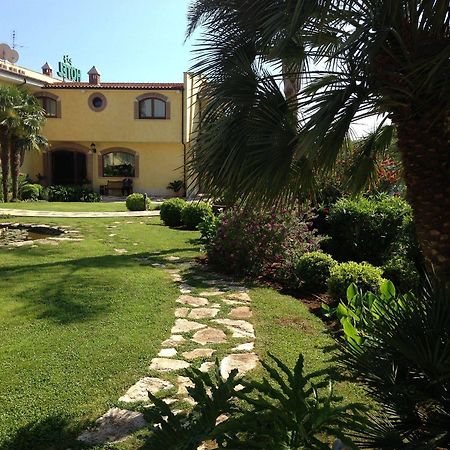 La Locanda Del Cavaliere Borgo Montello Exteriör bild