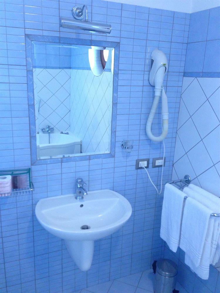 La Locanda Del Cavaliere Borgo Montello Exteriör bild