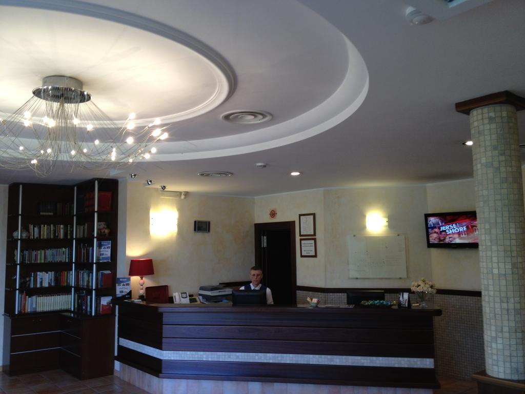 La Locanda Del Cavaliere Borgo Montello Exteriör bild