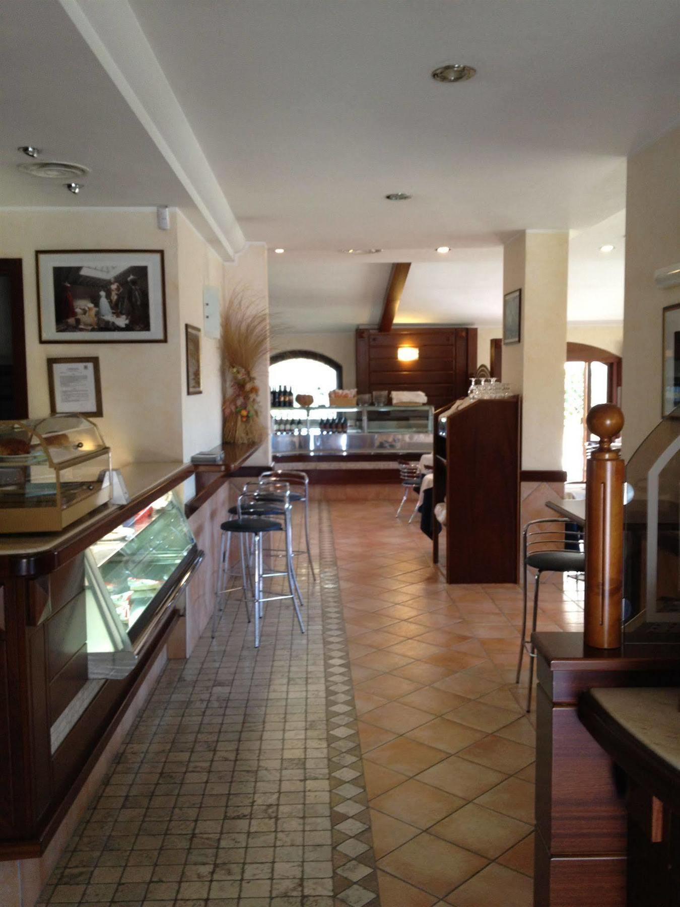 La Locanda Del Cavaliere Borgo Montello Exteriör bild